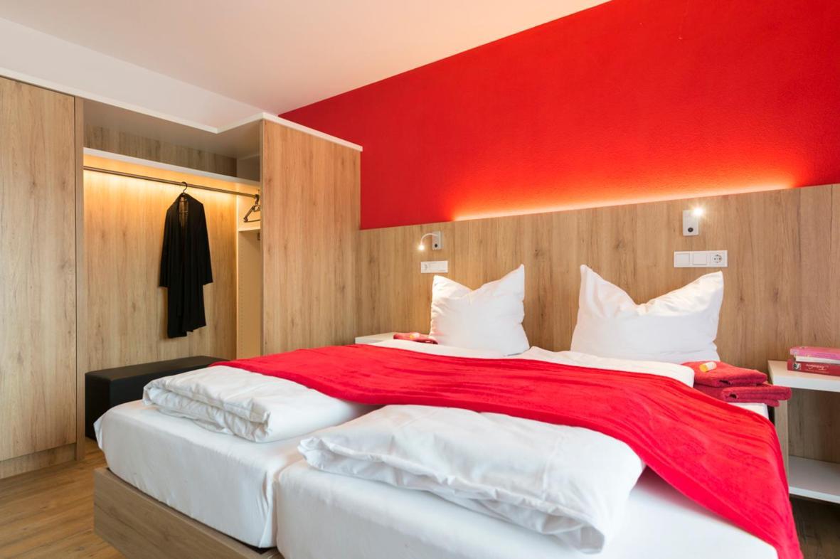 Hofmann'S Apartements & Ferienwohnungen Oberdachstetten ภายนอก รูปภาพ