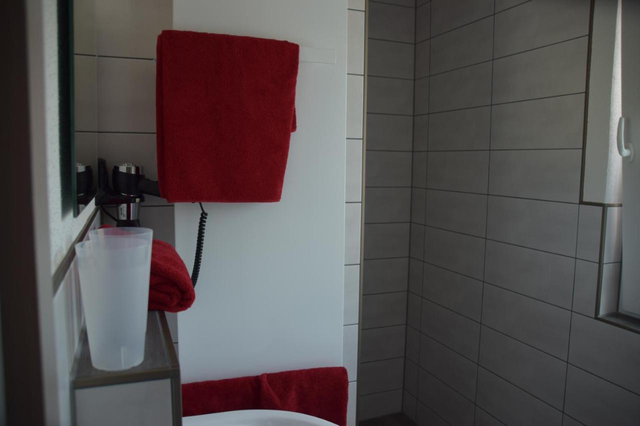 Hofmann'S Apartements & Ferienwohnungen Oberdachstetten ภายนอก รูปภาพ
